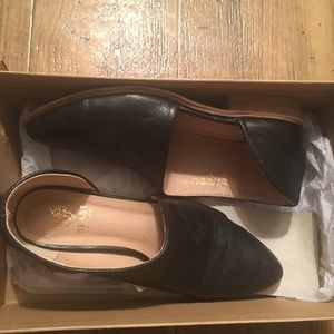 Beast fashion slip on flats